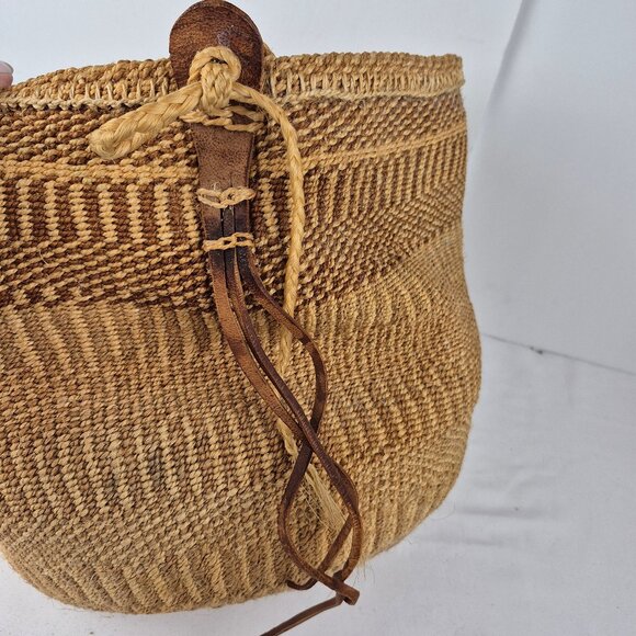 Vintage Handwoven Sisal Tote Market Bag from Kenya  Large - Picture 3 of 15